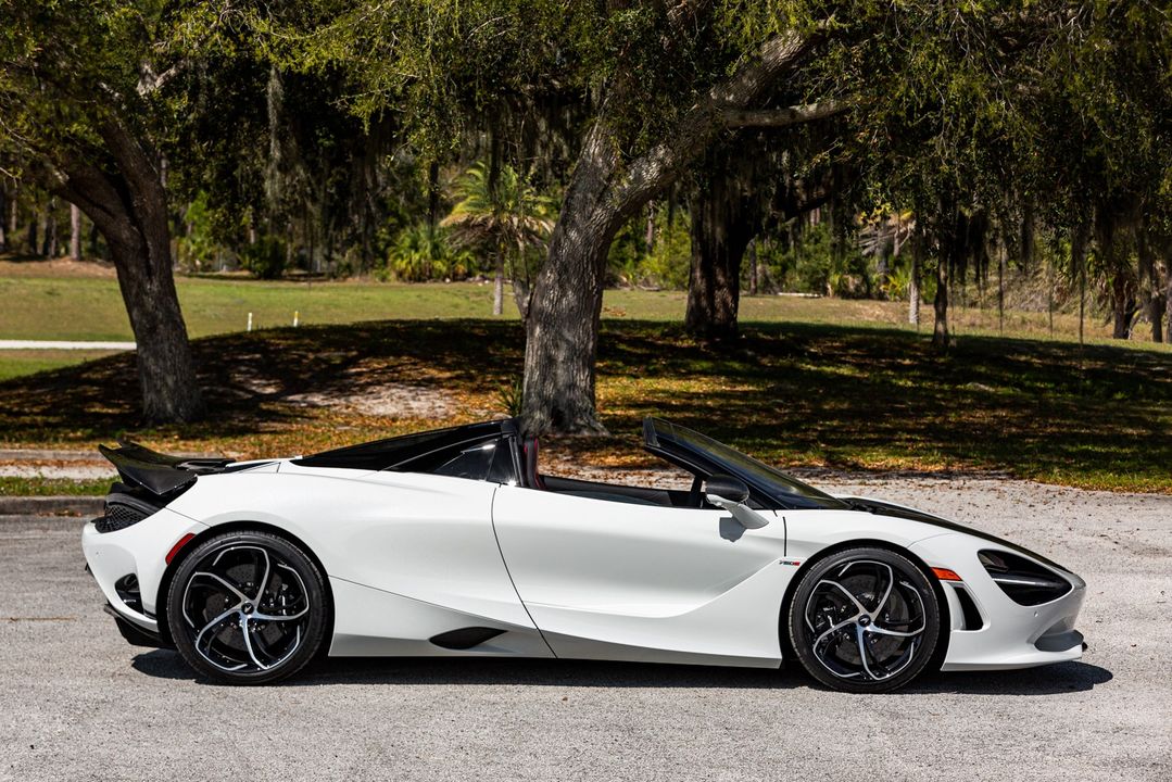 2024 McLaren 750S Spider