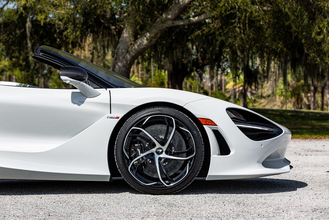 2024 McLaren 750S Spider