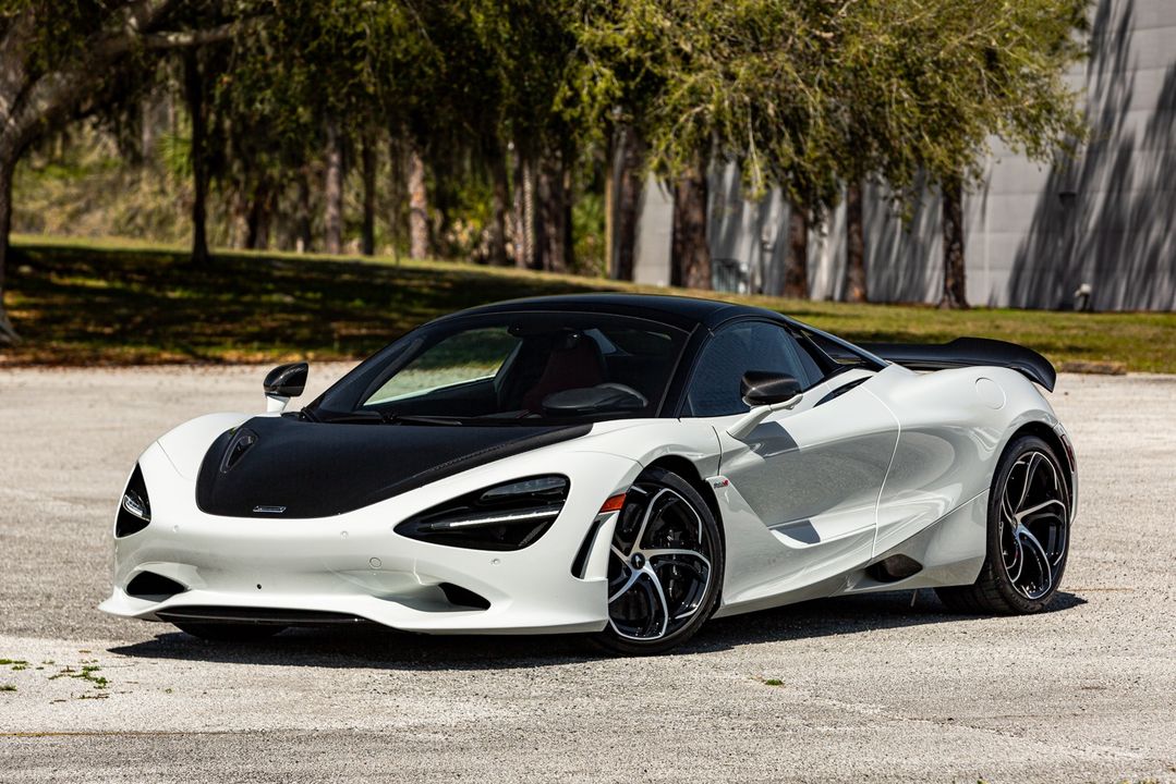 2024 McLaren 750S Spider