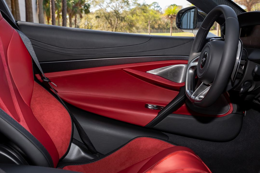 2024 McLaren 750S Spider