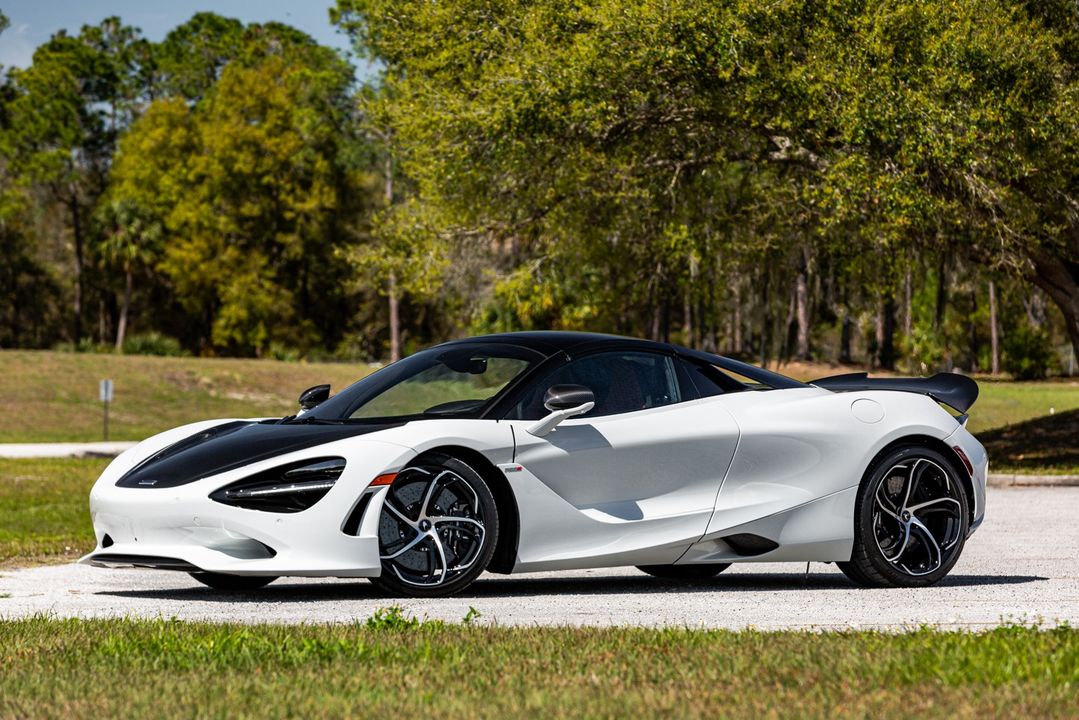 2024 McLaren 750S Spider