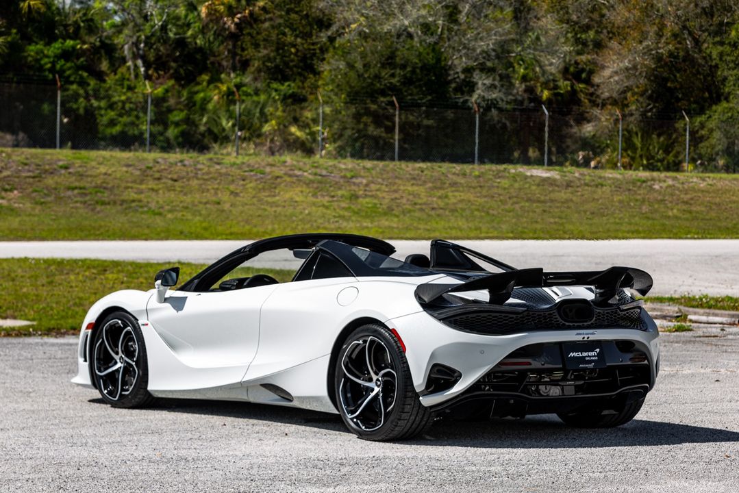 2024 McLaren 750S Spider