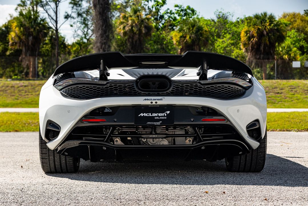 2024 McLaren 750S Spider