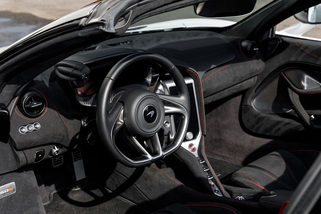 2024 McLaren 750S Spider