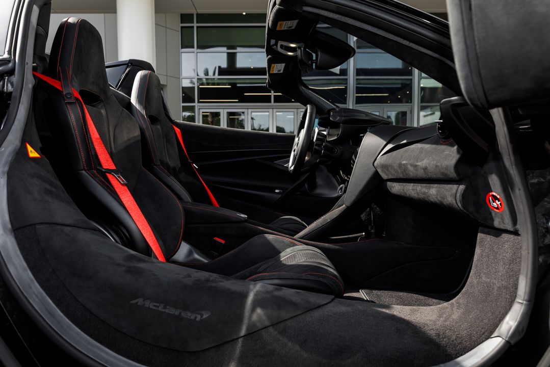 2024 McLaren 750S Spider
