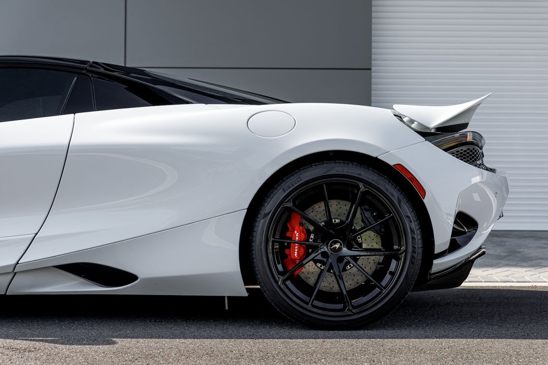 2024 McLaren 750S Spider