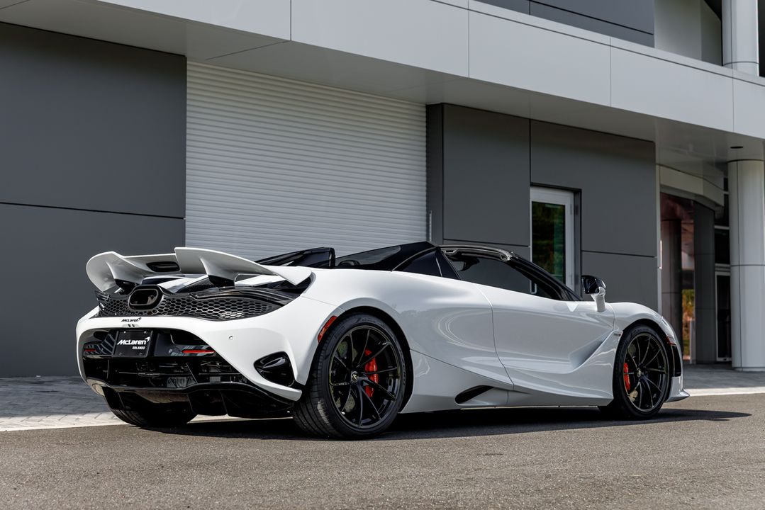2024 McLaren 750S Spider