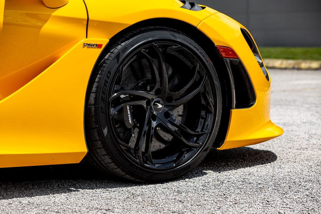 2024 McLaren 750S Spider