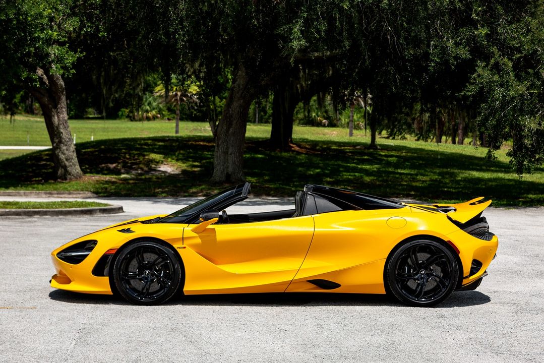2024 McLaren 750S Spider
