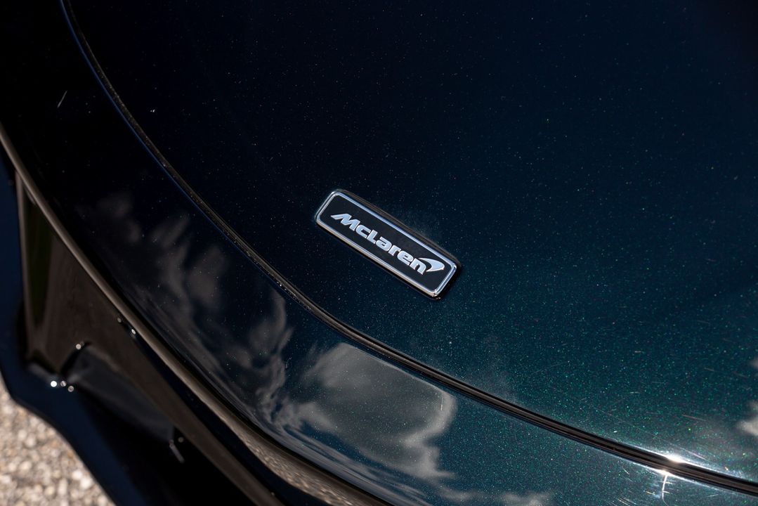 2024 McLaren Artura