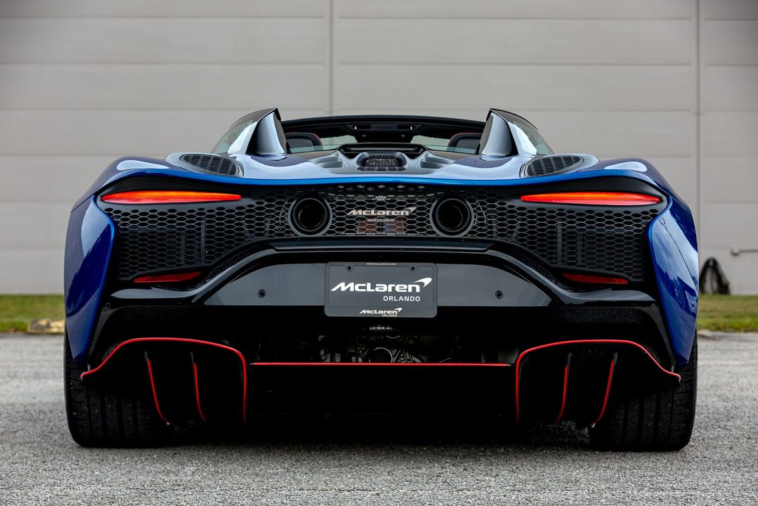 2025 McLaren Artura Spider