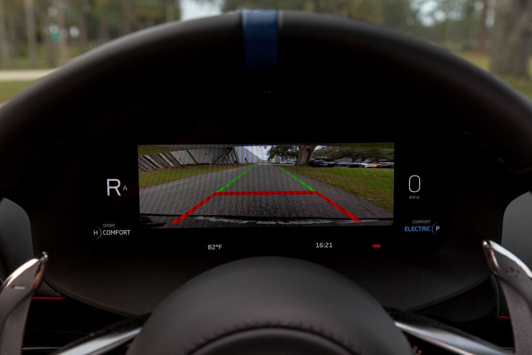 2025 McLaren Artura Spider