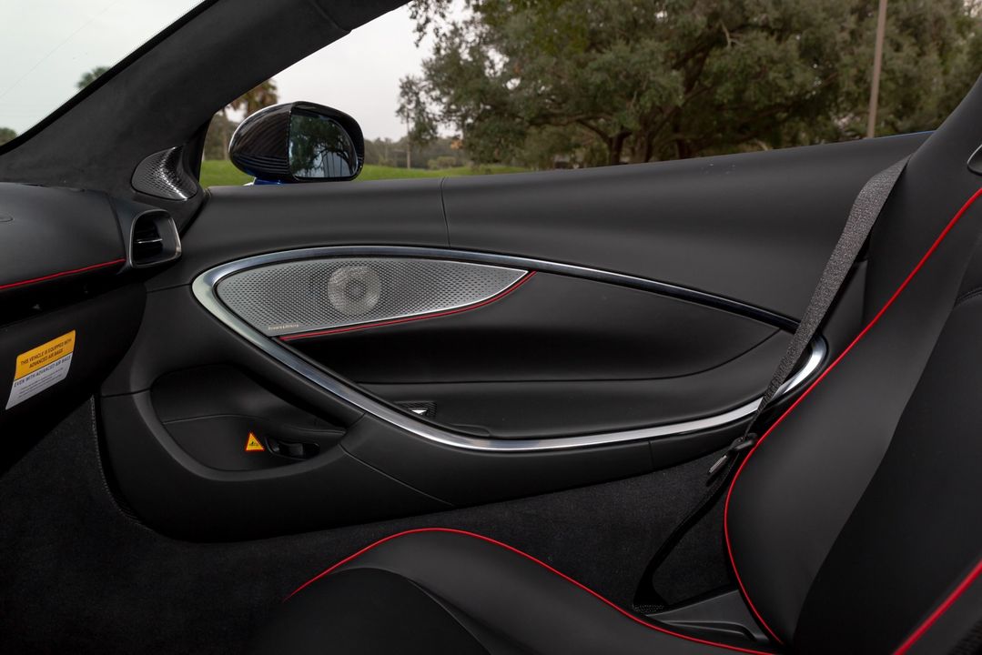 2025 McLaren Artura Spider