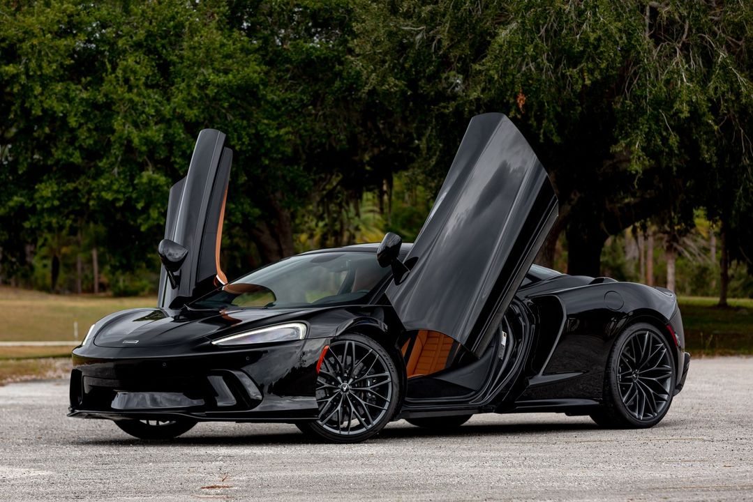 2025 McLaren GTS