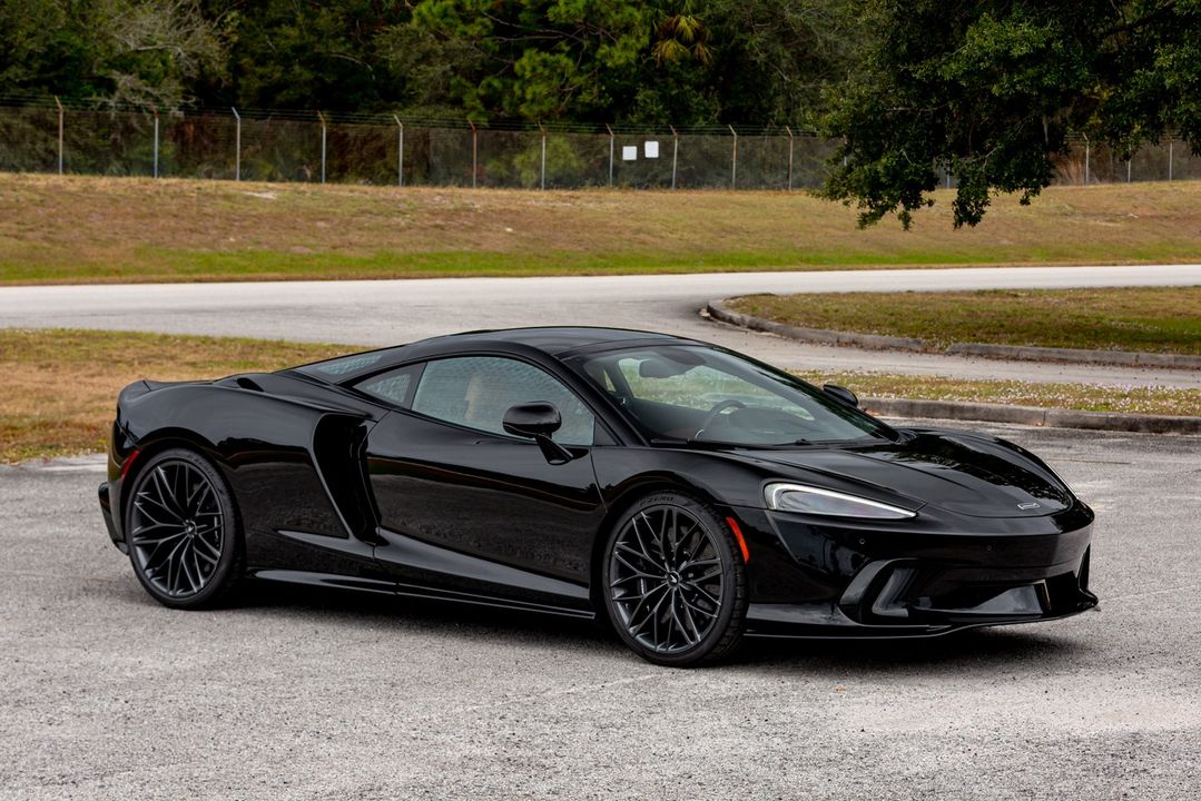2025 McLaren GTS