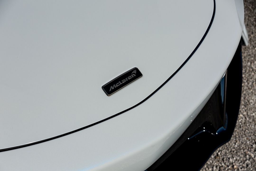 2025 McLaren Artura Spider