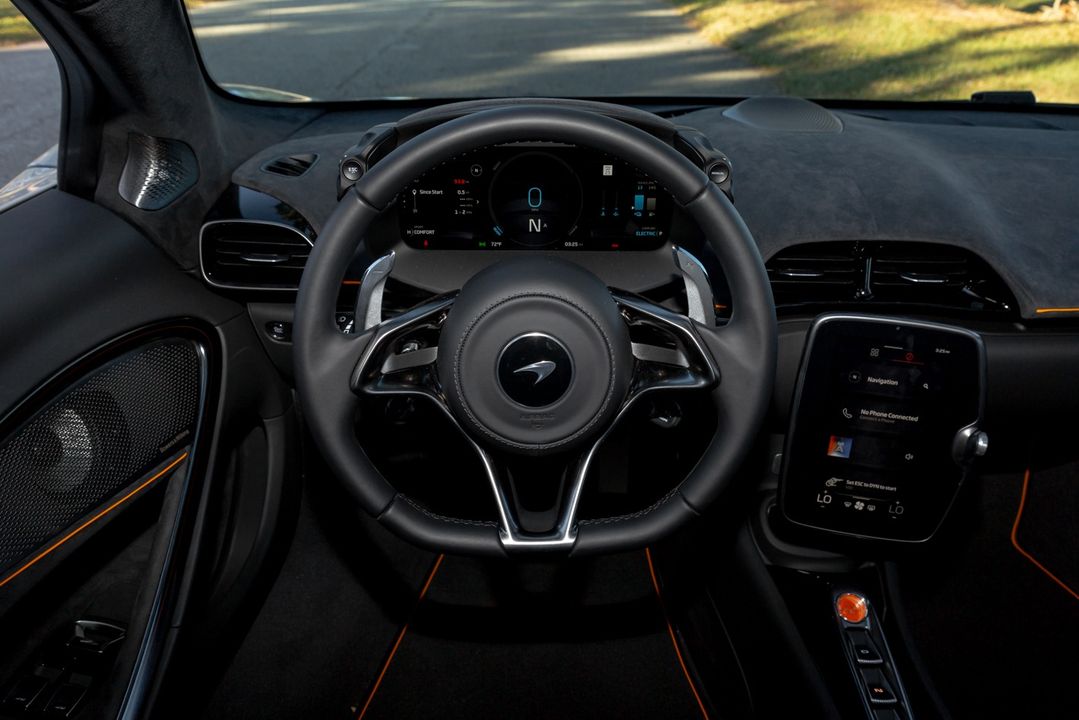 2025 McLaren Artura Spider