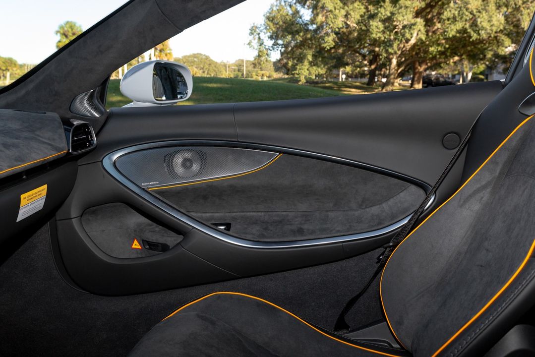 2025 McLaren Artura Spider