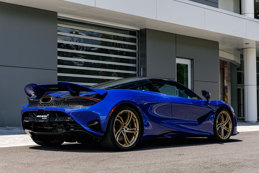2025 McLaren 750S