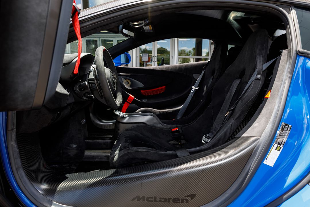 2020 McLaren 620R