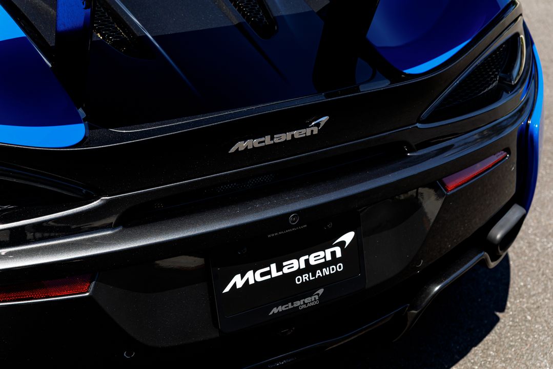 2020 McLaren 620R
