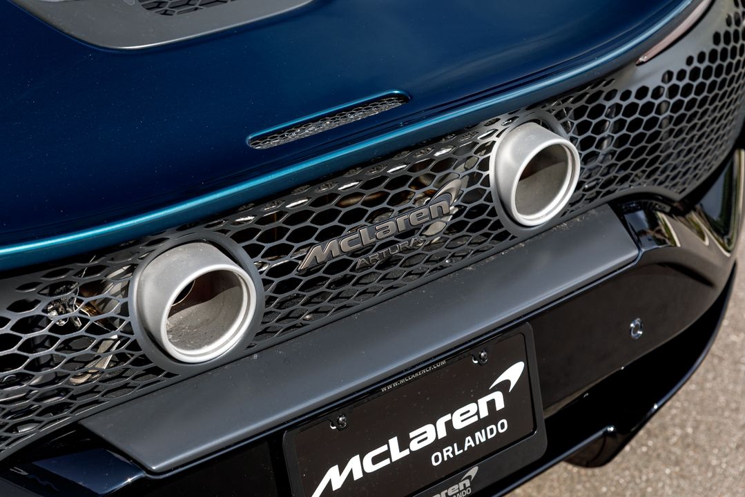 2026 McLaren Artura Spider