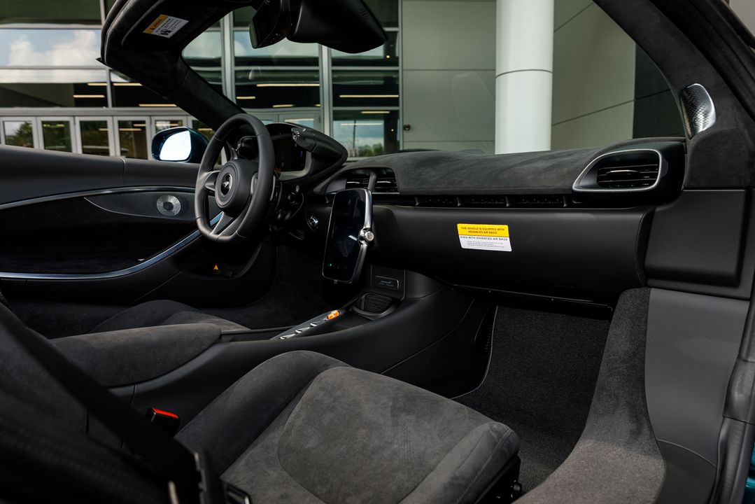 2026 McLaren Artura Spider