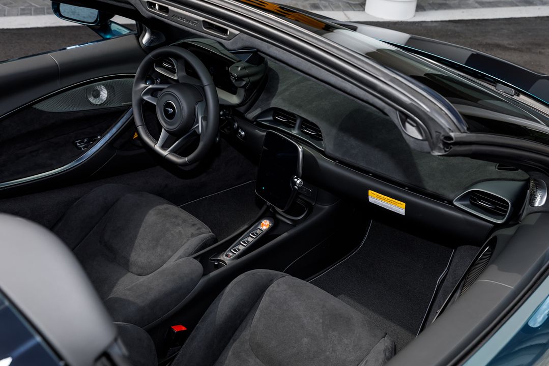 2026 McLaren Artura Spider