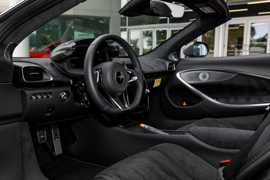 2026 McLaren Artura Spider