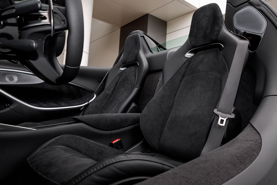 2026 McLaren Artura Spider