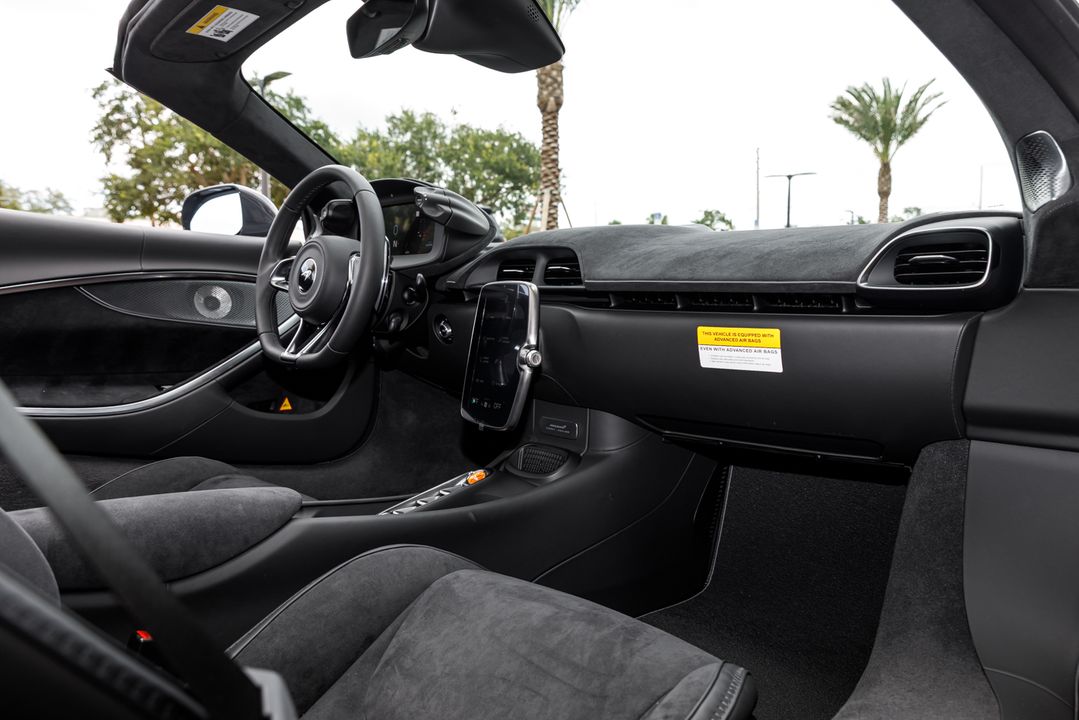 2026 McLaren Artura Spider