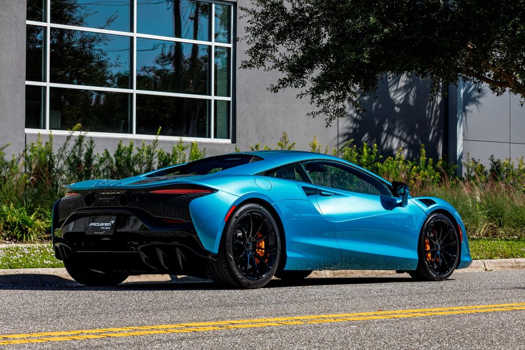 2026 McLaren Artura