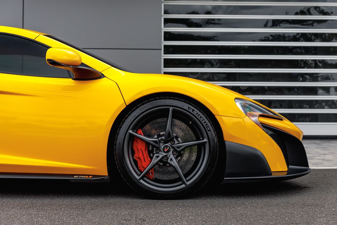 2016 McLaren 675LT
