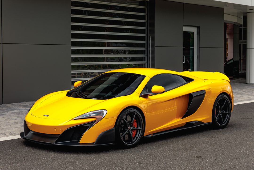 2016 McLaren 675LT