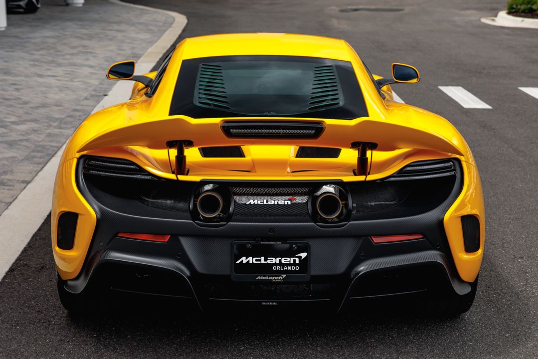 2016 McLaren 675LT