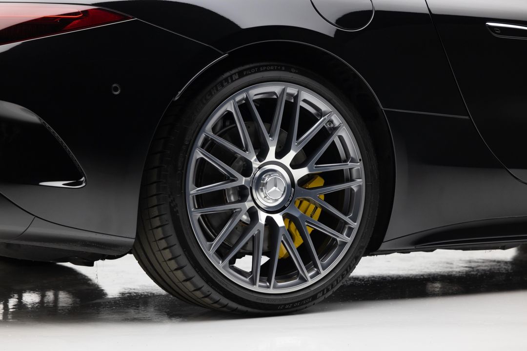 2022 Mercedes-Benz SL 63 AMG