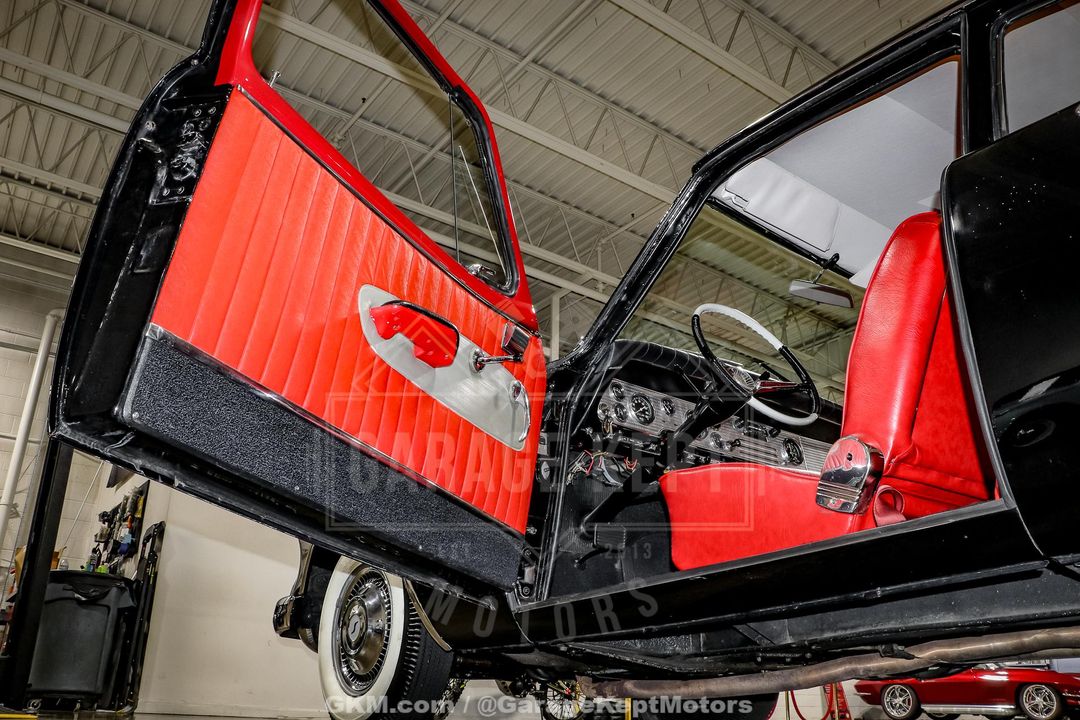 1961 Studebaker Hawk
