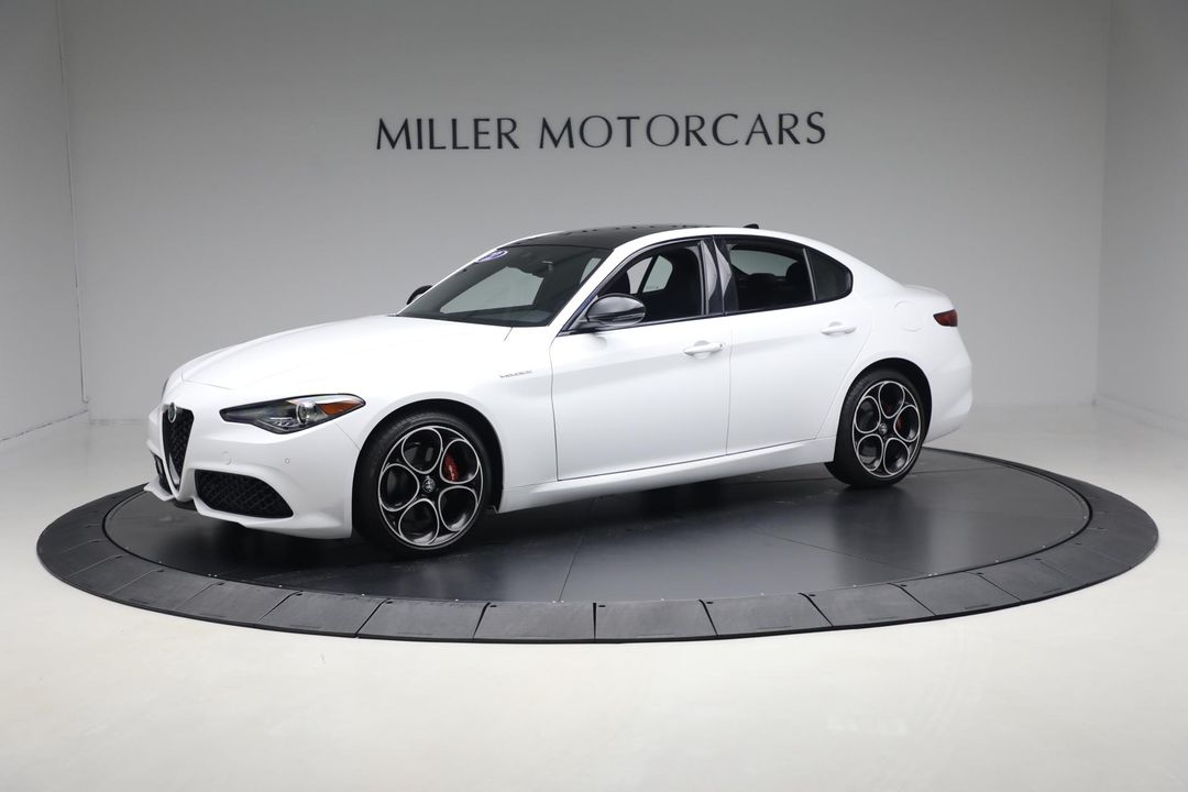 2022 Alfa Romeo Giulia
