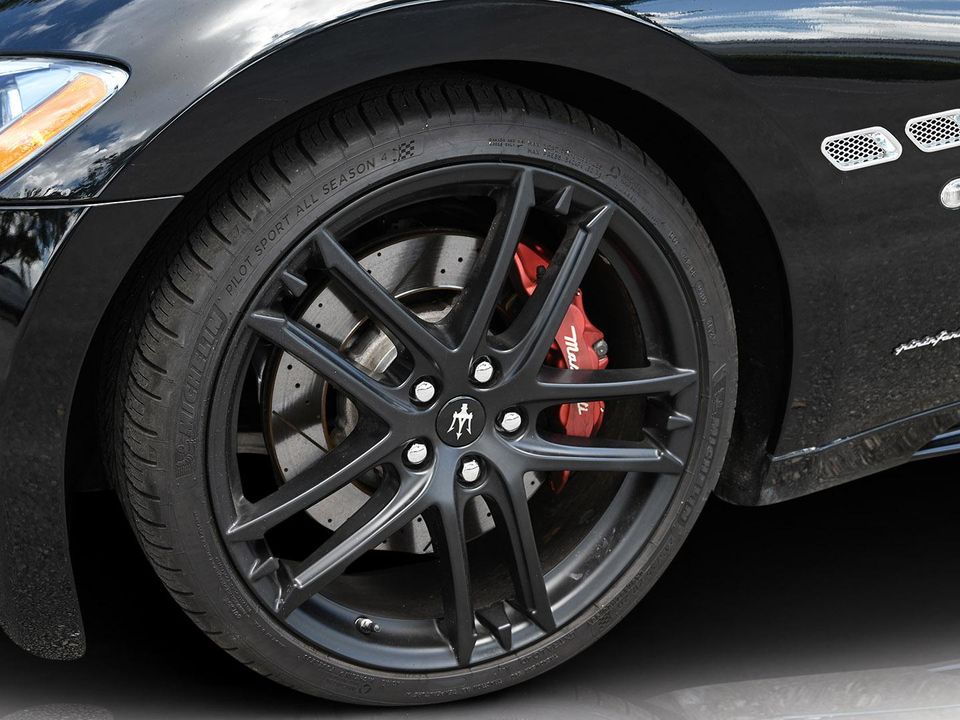 2018 MASERATI GRANTURISMO
