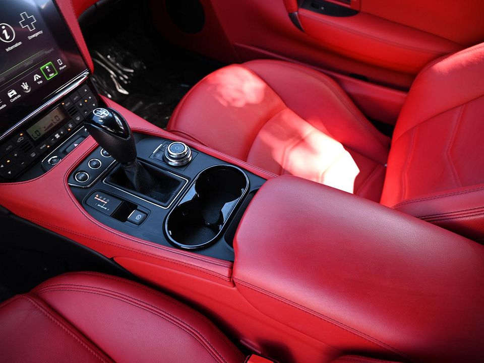 2018 MASERATI GRANTURISMO