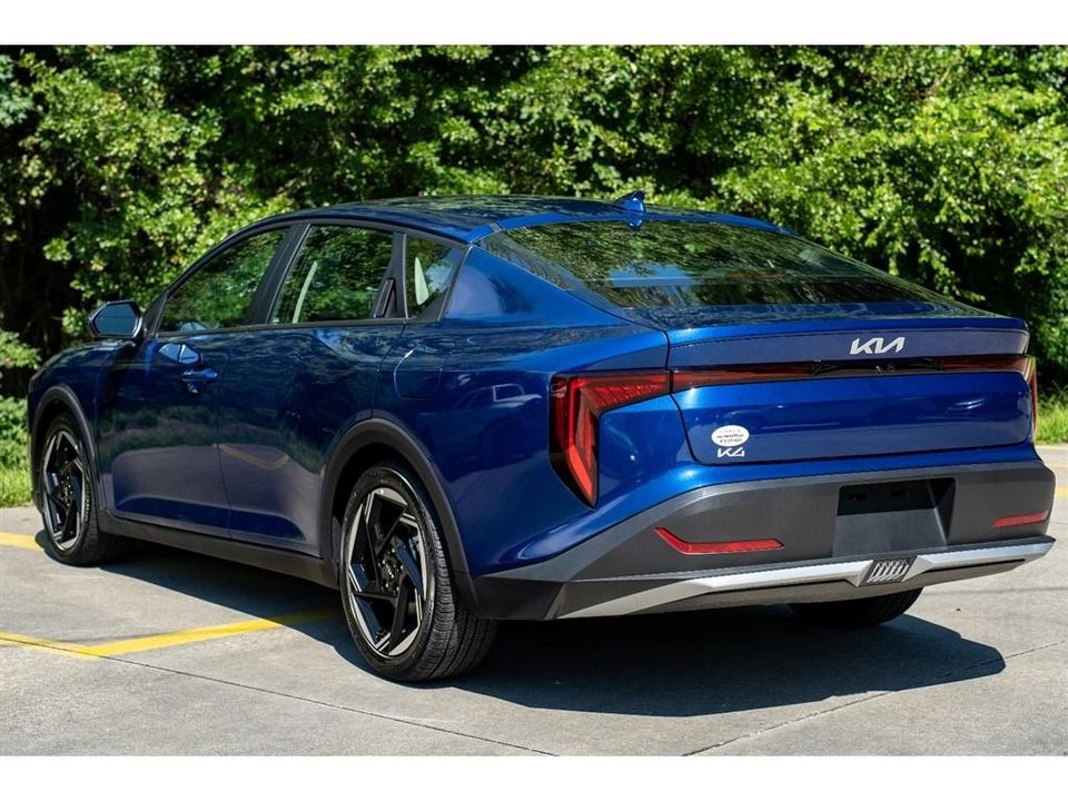 2025 Kia K4