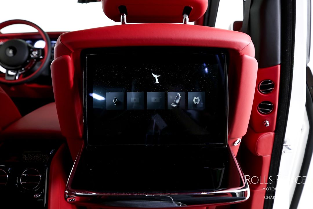 2025 Rolls-Royce Phantom