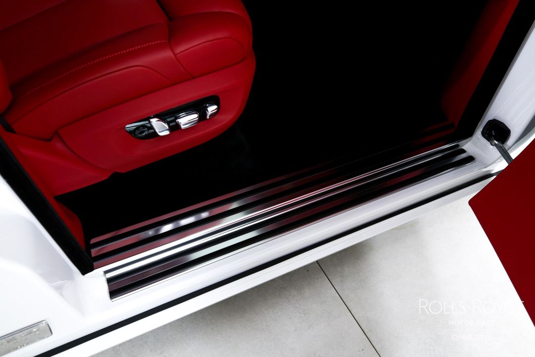 2025 Rolls-Royce Phantom