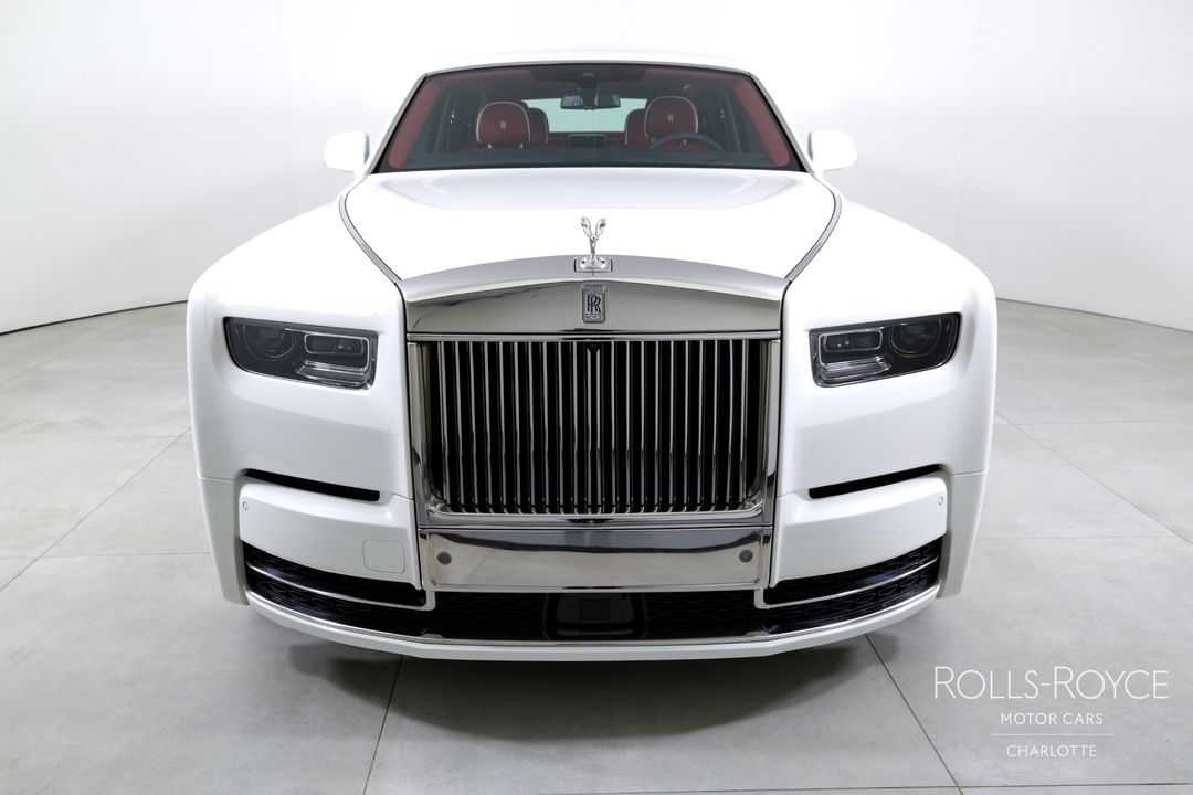 2025 Rolls-Royce Phantom