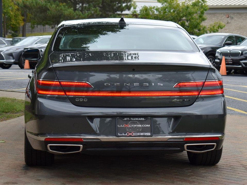 2022 Genesis G90