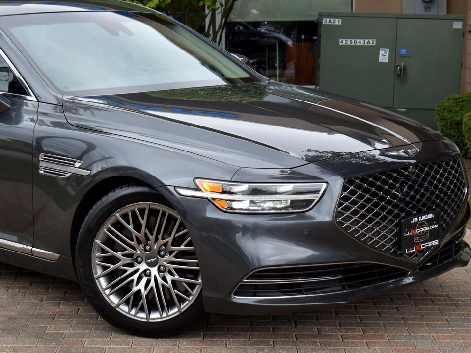 2022 Genesis G90
