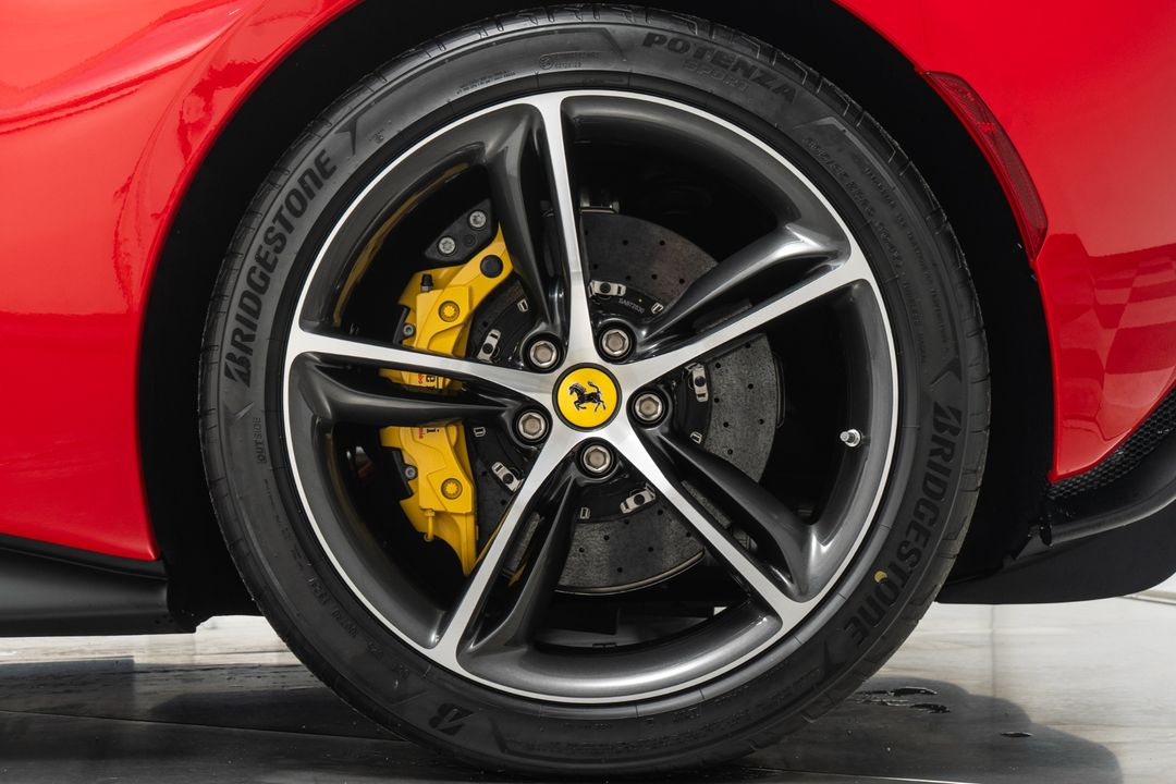 2025 Ferrari 296 GTS