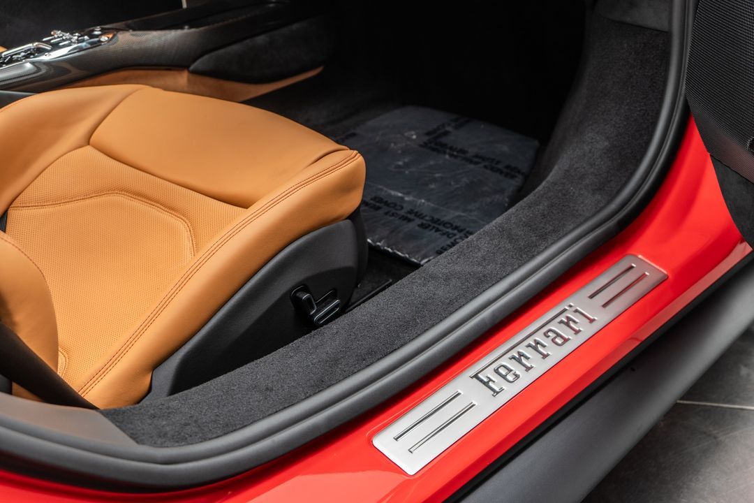 2025 Ferrari 296 GTS