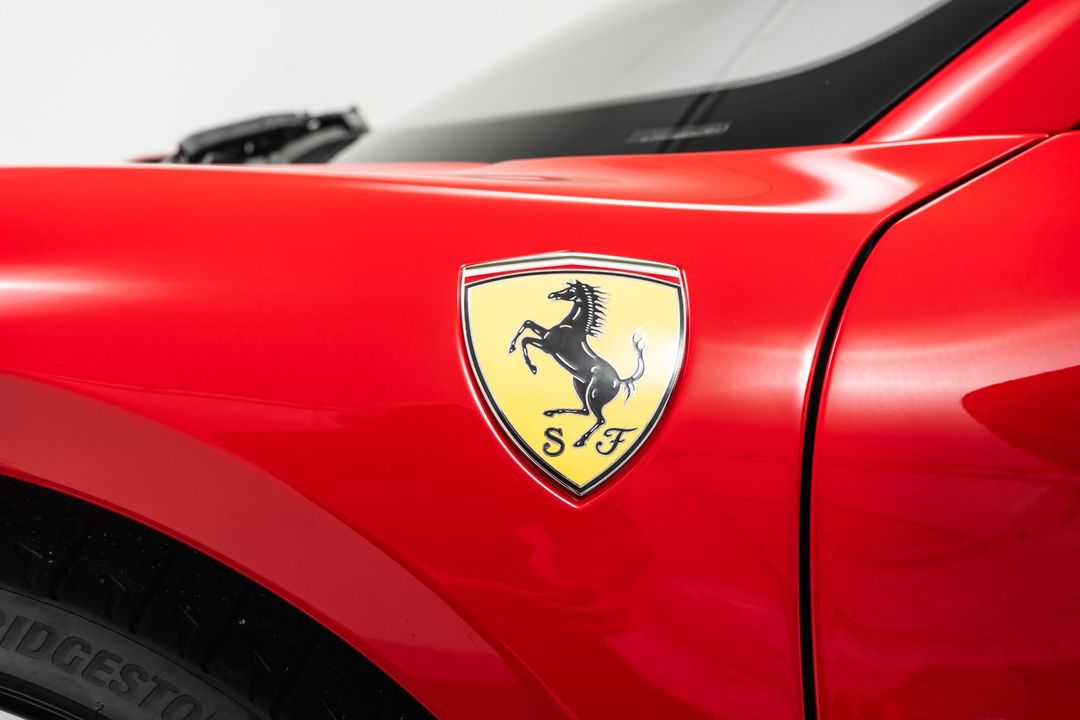 2025 Ferrari 296 GTS