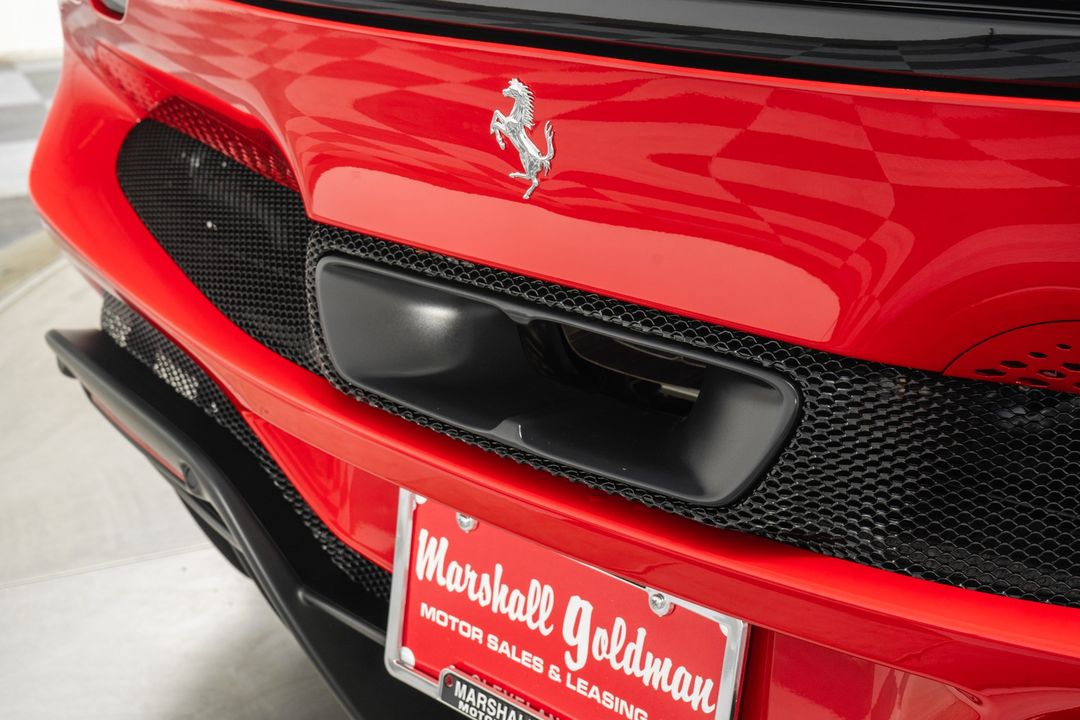 2025 Ferrari 296 GTS